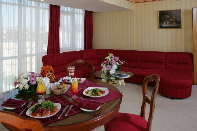 фотка помещения для мероприятия Рестораны «Маринс Парк Отель»   Краснодара